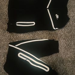 Black reflective nike tech hoodie and pants set 