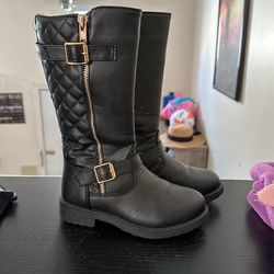 Girls Boots