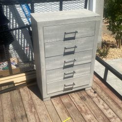 5 Drawer Grey Dresser 