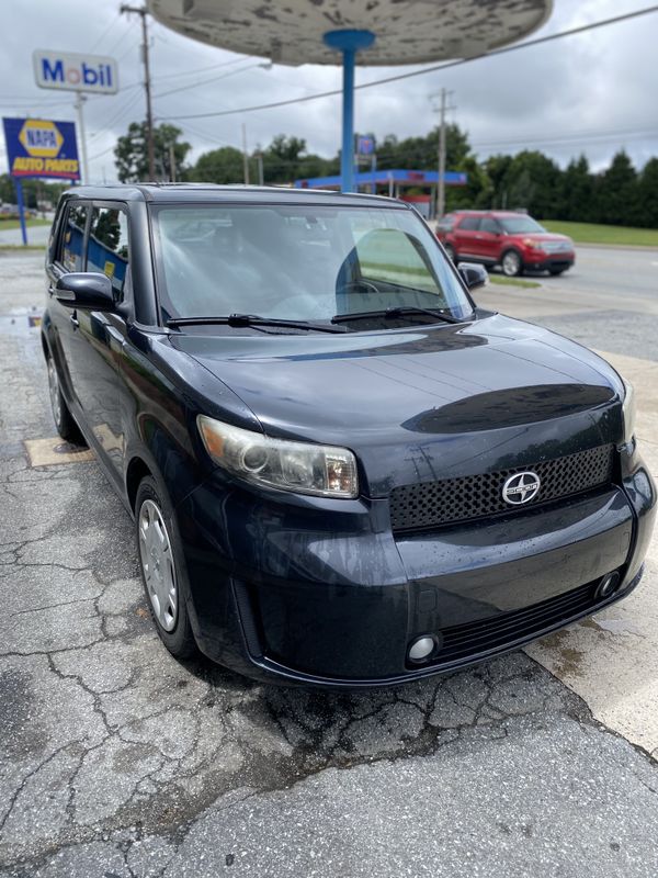 09 Toyota Scion XB 4500 obo for Sale in Greensboro, NC OfferUp