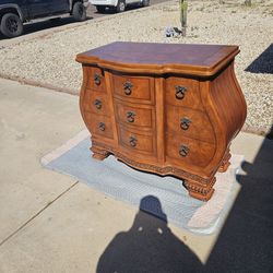 Bombay dresser 9 drawers