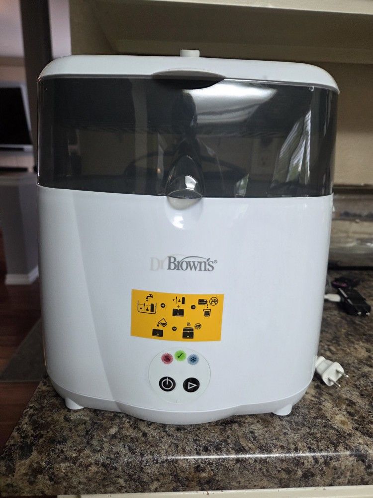 Dr. Brown’s Deluxe Electric Sterilizer for Baby Bottles and Other Baby Essentials