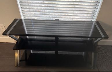 Tv stand shelf