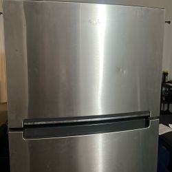 Whirlpool 18cu Fridge 