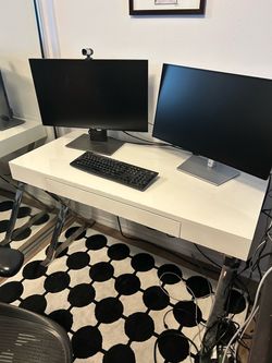 White Office Desk