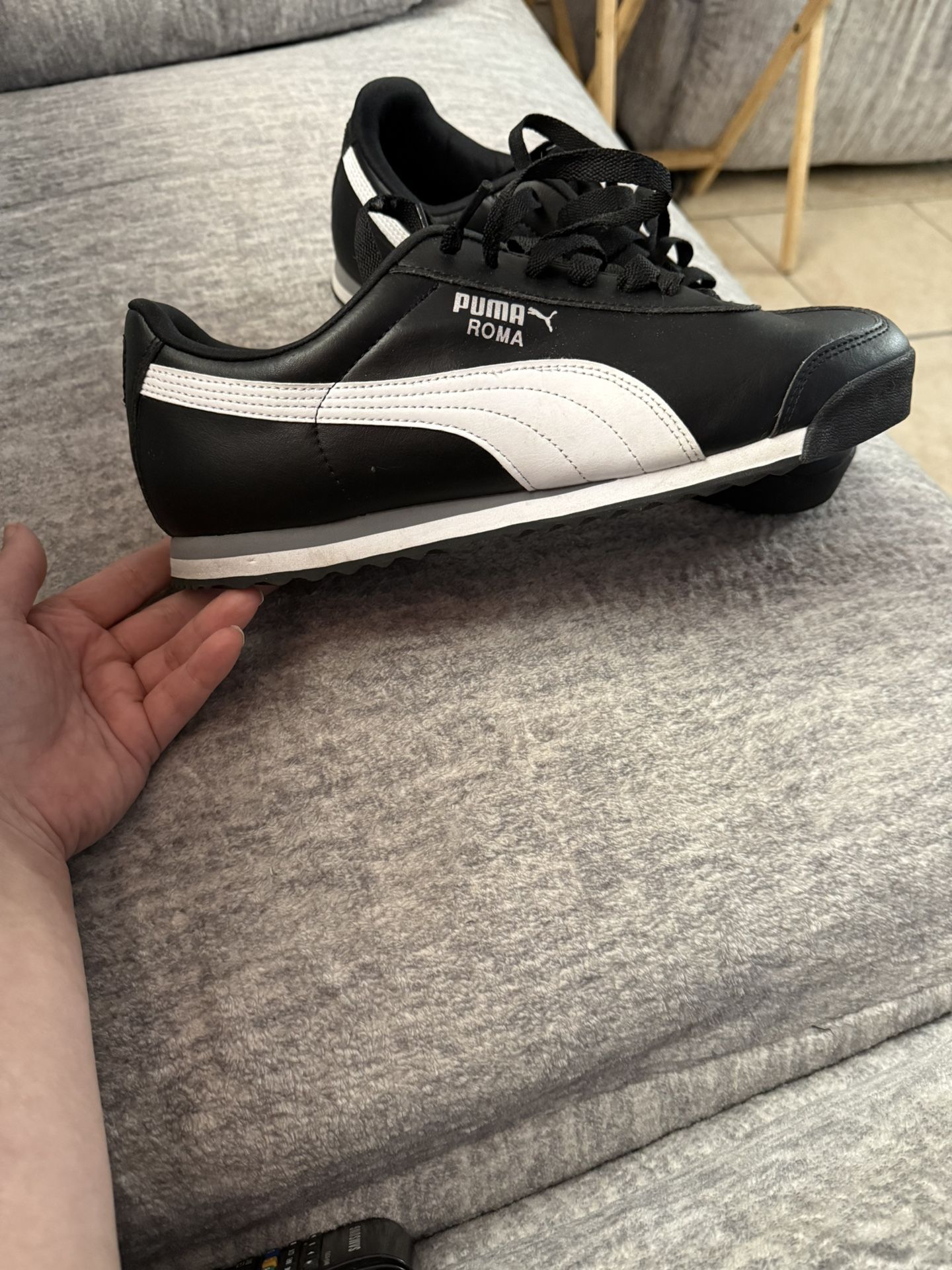 Men’s Puma Size 10.5
