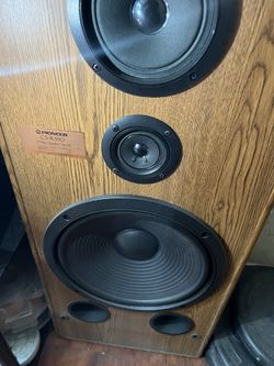 Pioneer Speakers
