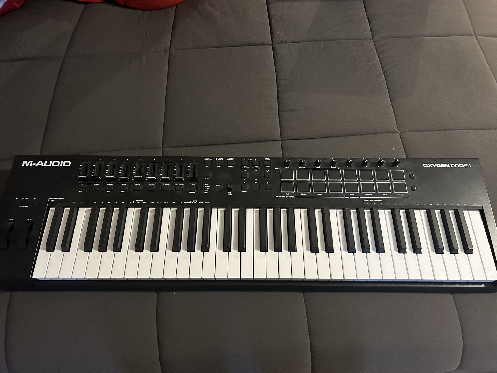 M Audio Oxygen Pro 61 - MIDI Keyboard