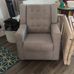 Free Nursery Rocker swindle Chair