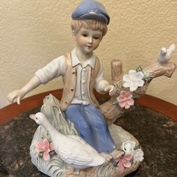 Figurine