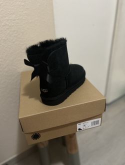 Women UGGS