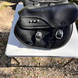 Harley quick detach Softail Bags