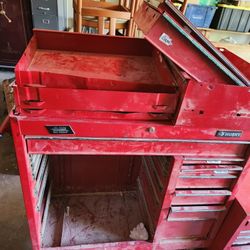 Husky Tool Box 