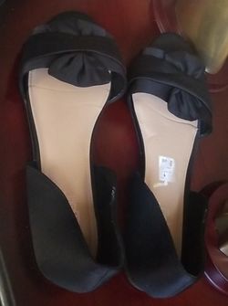 Flat shoes size 8 1/2
