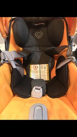 UppaBaby unisex car seat!