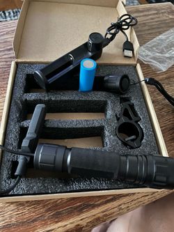 LED flashlight