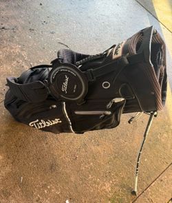 Titliest golf bag