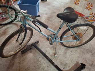 Free antique bike