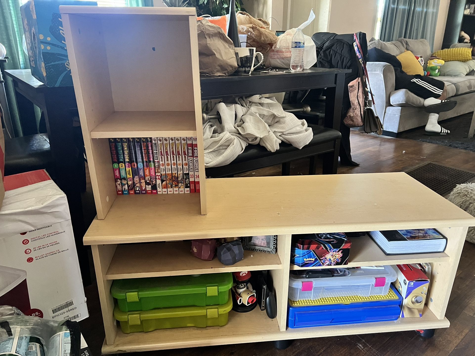 Free Bookshelf