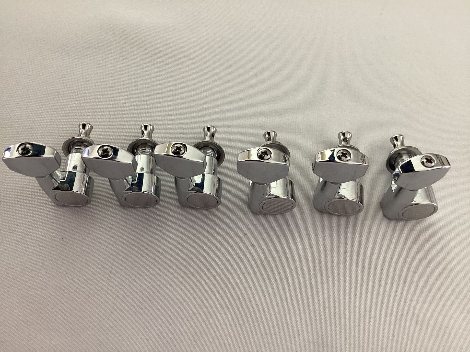 6 In Line Chrome Tuners 18 To 1 Two Pin Mounting  -  $20 Firm