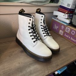 Doc Marten Boots