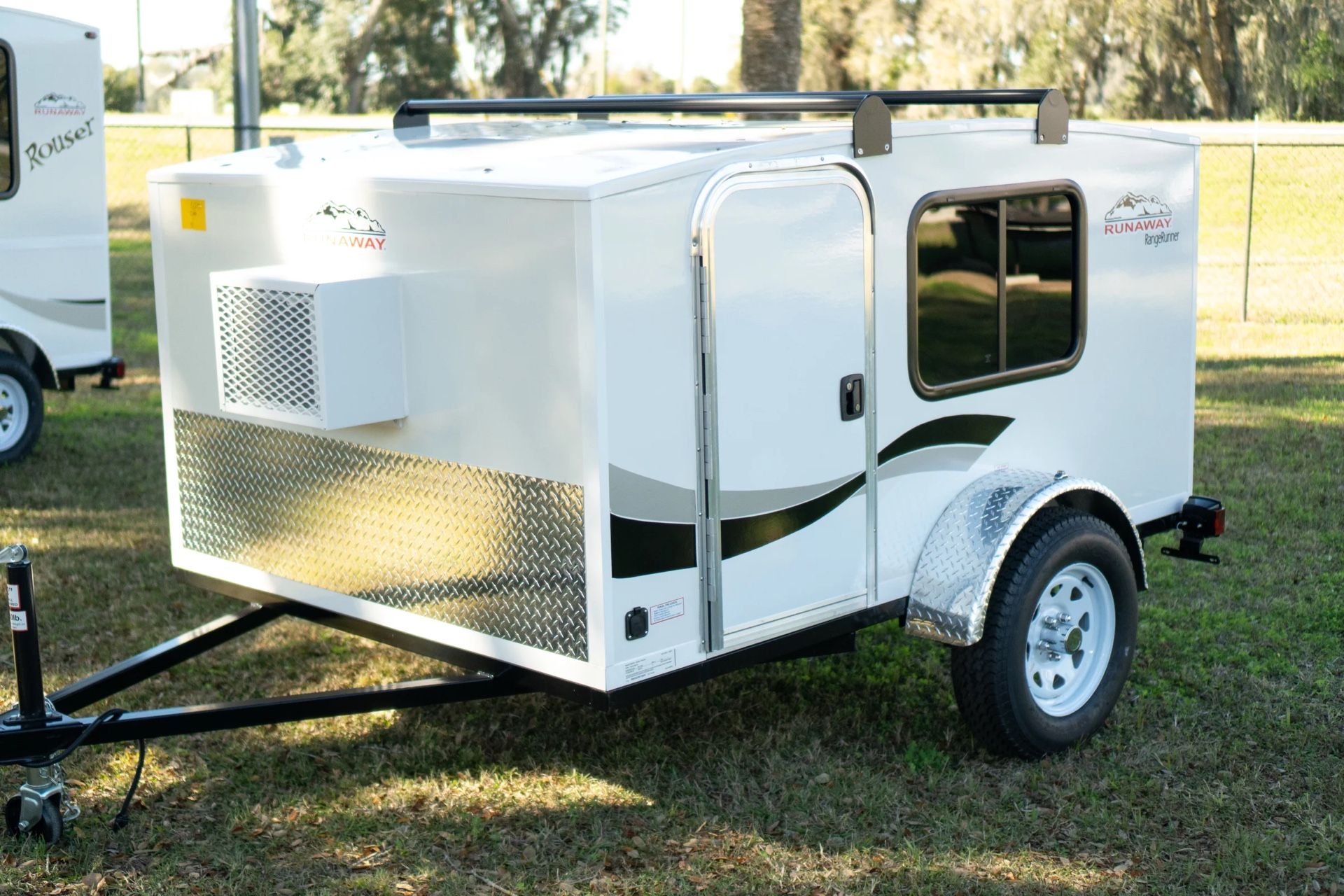 Brand New Runaway Camper RangeRunmer 6x8 Sleeper Camper with AC