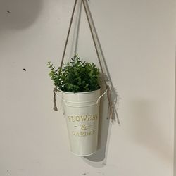 Flower Pot Wall Hanging