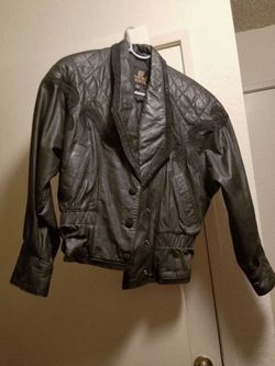 VINTAGE BLACK LEATHER BIKER JACKET