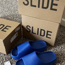 Adidas Yeezy Slide Azure Size 11  New Auténtic 