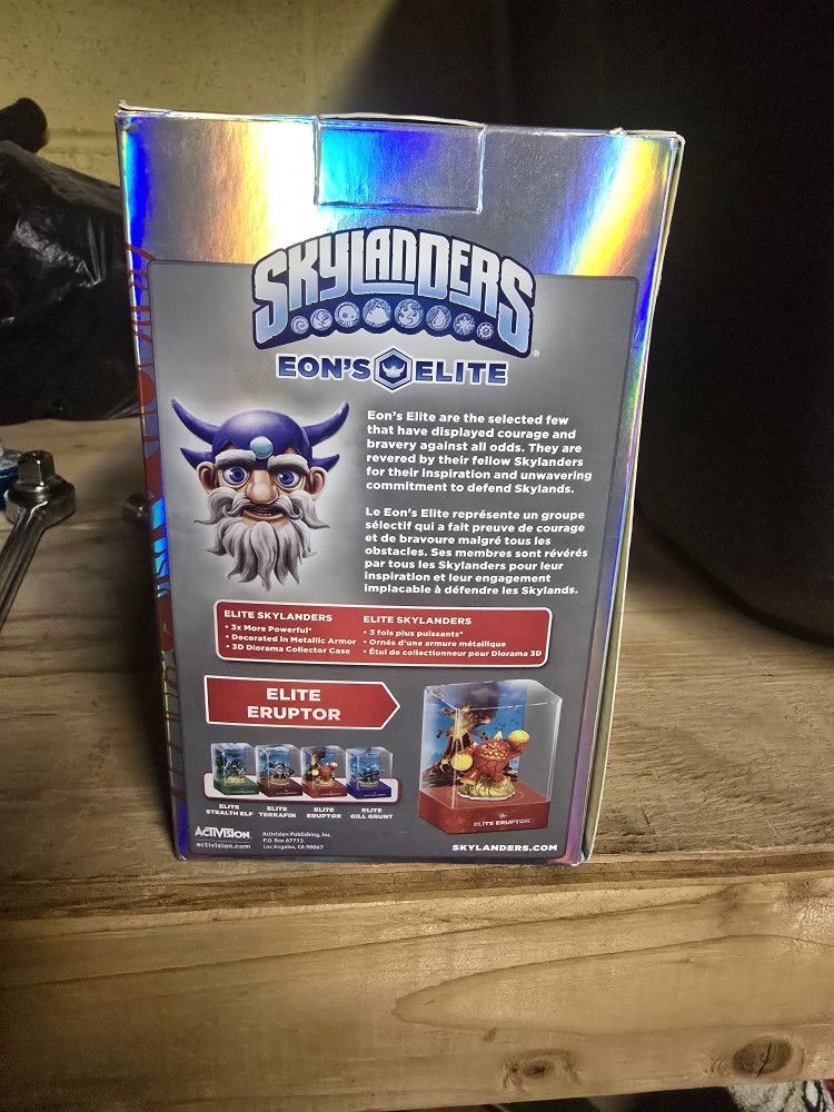 Skylanders Eons Elite Eruptor Sealed In Box