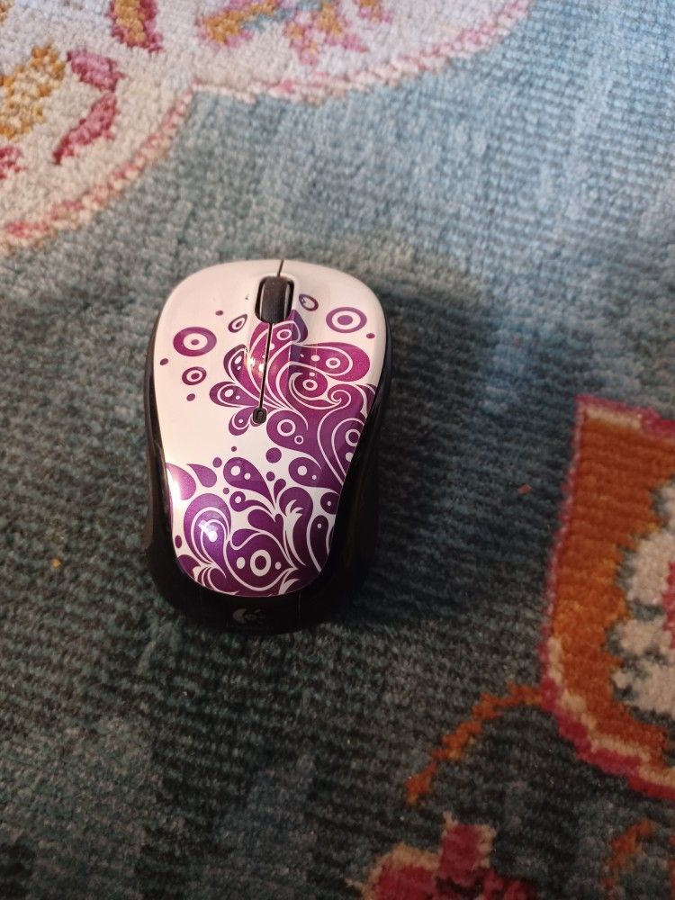 Wireless Logitech Purple And White Mouse