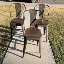 Stools/ Chairs