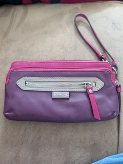 Coach clutch/wallet