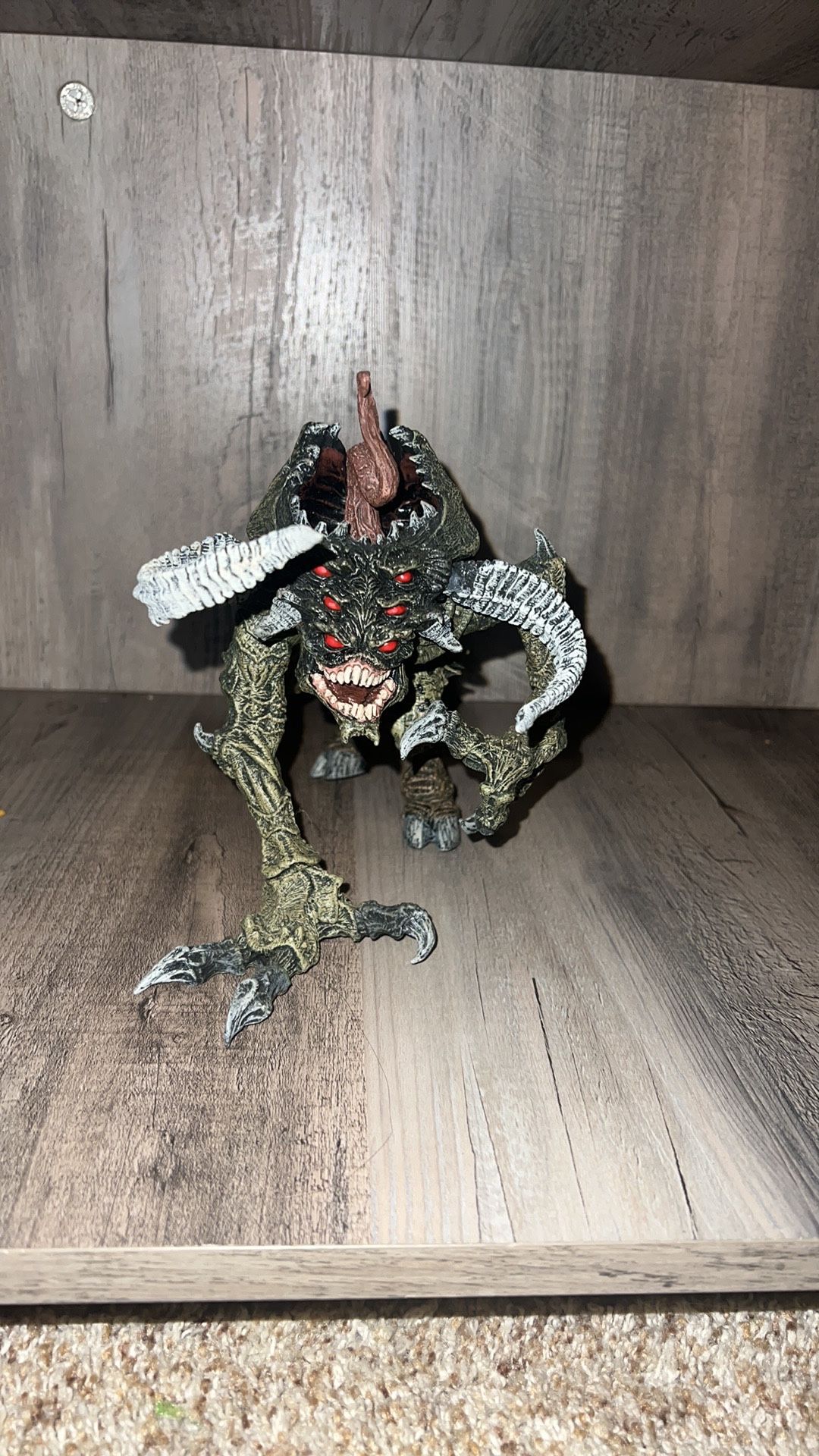 Spawn Series 23 Mutations > Malebolgia Action Figure. Arm feels a lil loose not sure if it came that way