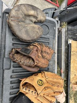 Vintage Baseball Gloves