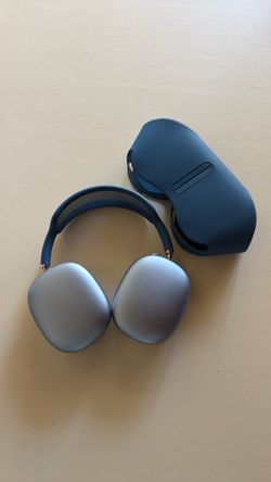 Apple AirPods Max (Blue) – Like New – Great Price