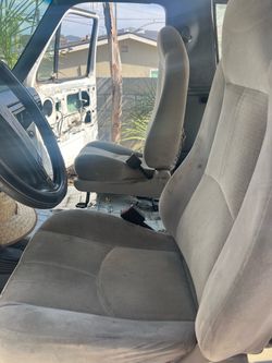 Obs captain seats