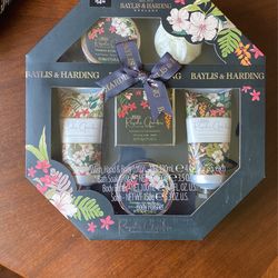 Baylis & Harding Limited Edition Royale Garden Bath Set, Verbena & Chamomile