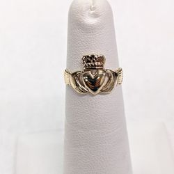 10kt Claddagh Ring 