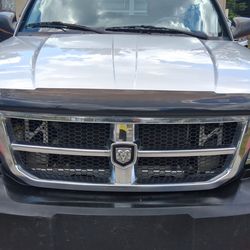 2008  DOGDE DAKOTA SPORT  4 PUERTAS