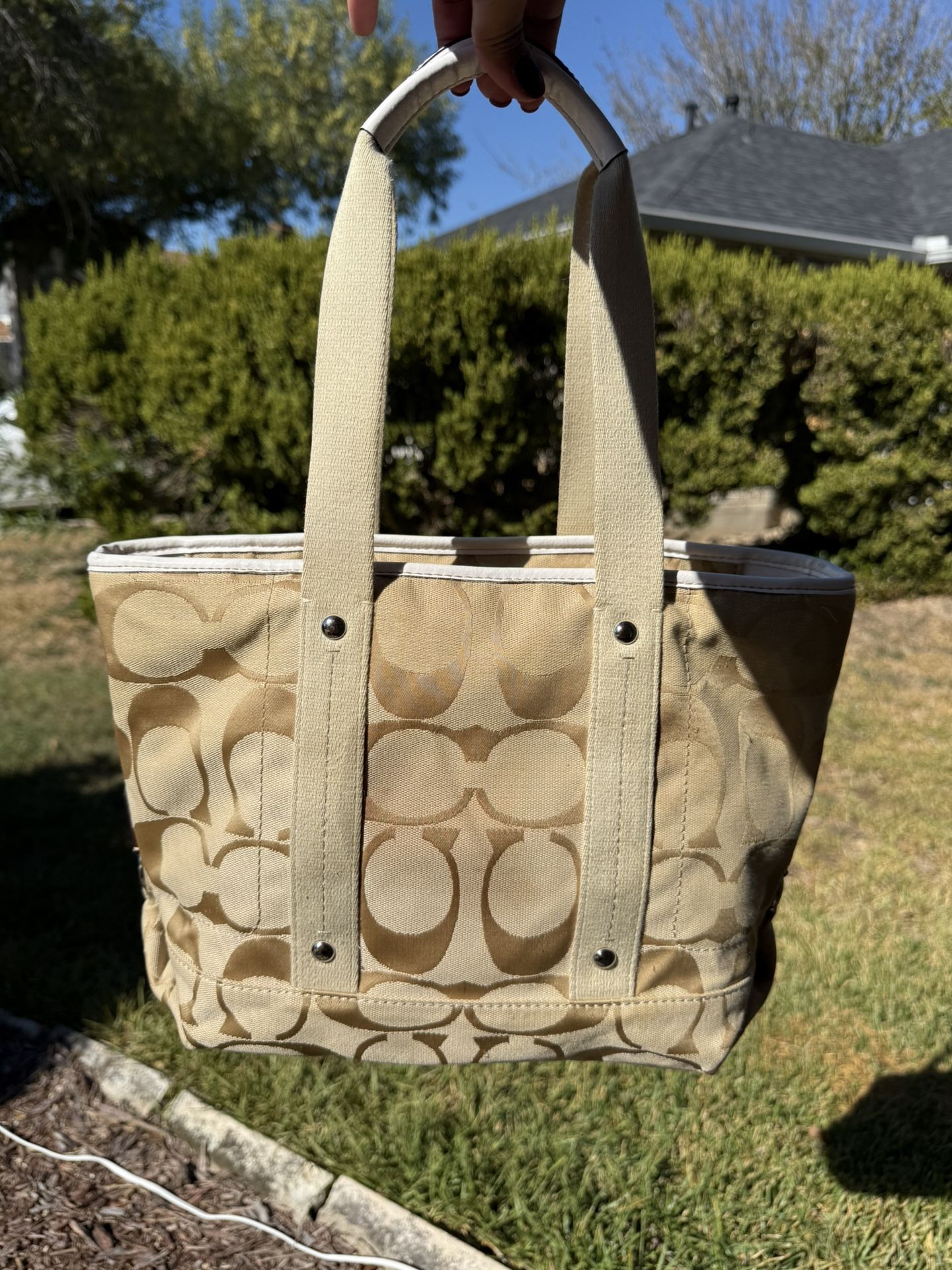 Coach Shoulder Purse Or Over The Shoulder