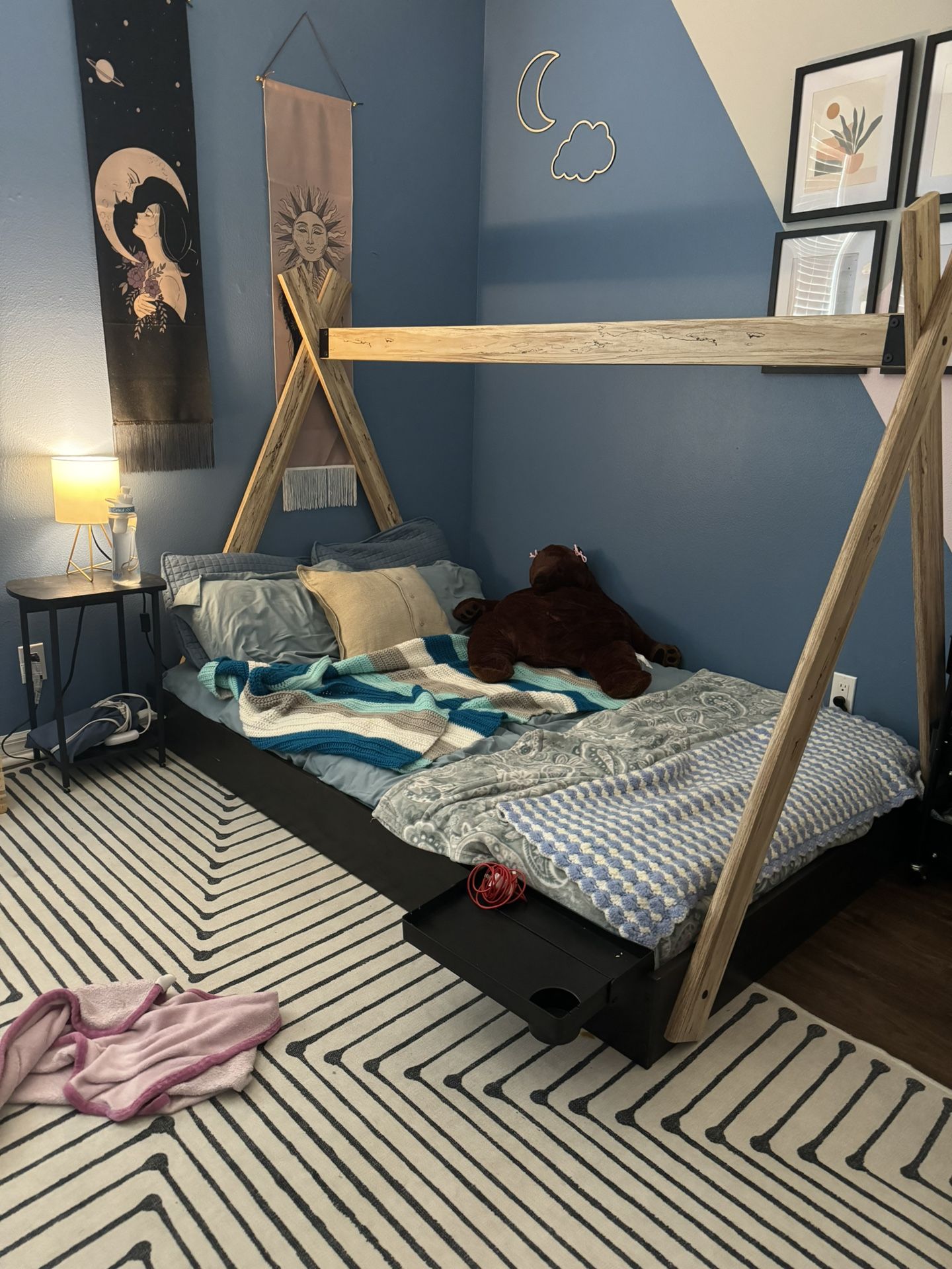 Canopy Bed Frame Double.