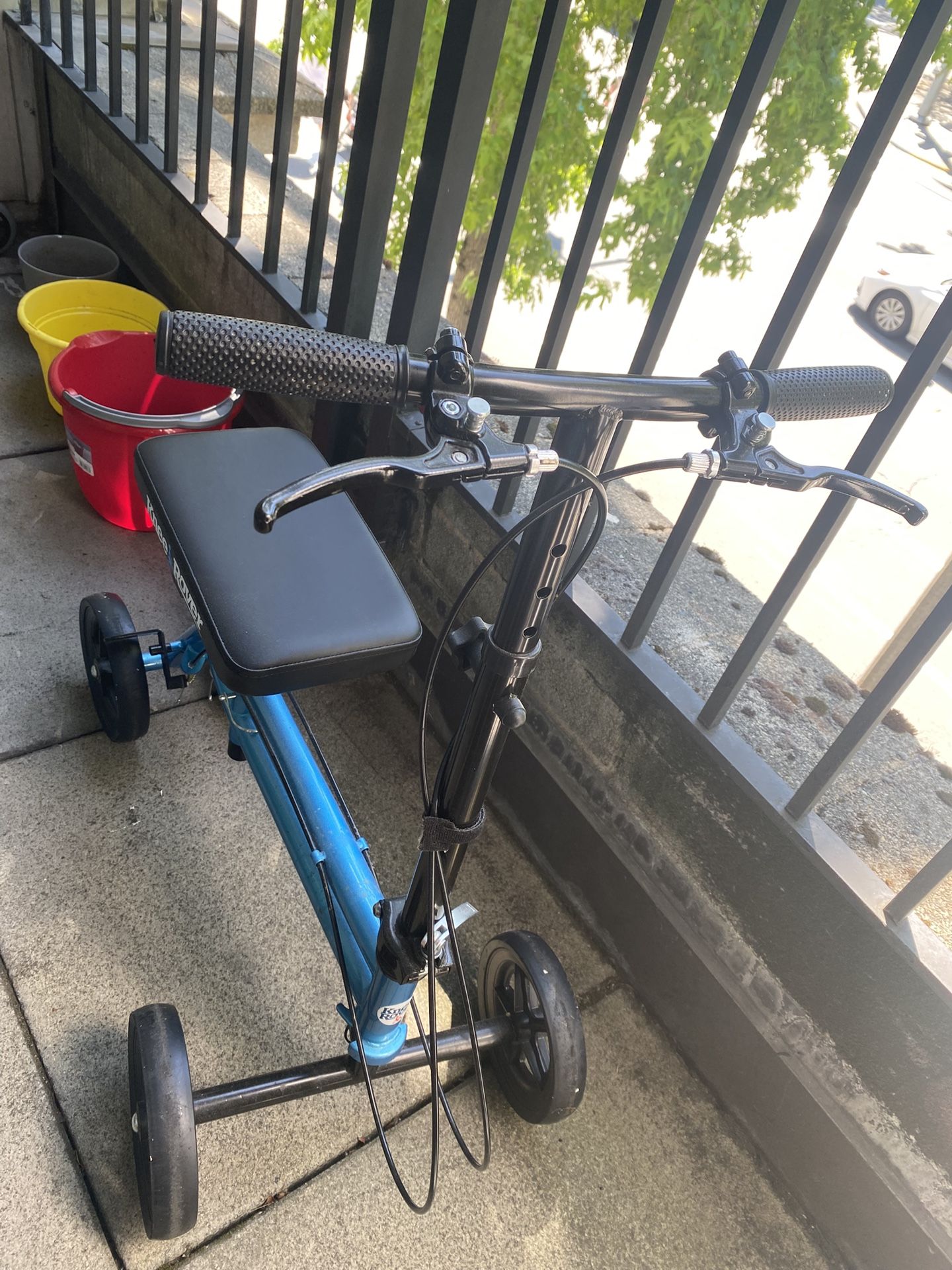 Knee Rover/ Knee Scooter - Like New