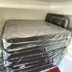 King Size Mattress – Memory Foam - 11” Thickness 🛏️ High-Quality Comfort | Factory Direct | Same Day Delivery Available 🚚