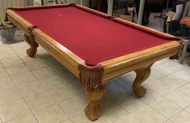 Burnswick pool table