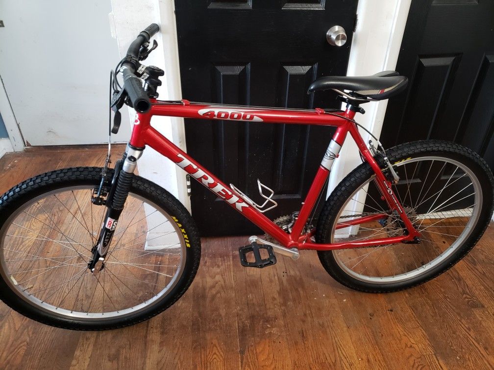 TREK 4000 ALPHA