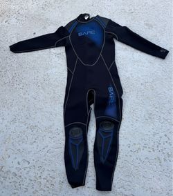 Adult Large Wetsuit