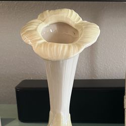Vintage Belleek porcelain flower shaped bud vase.