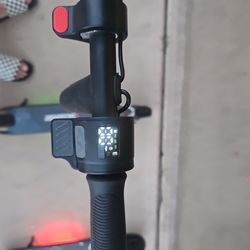Electric scooter