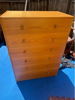 Medium size dresser